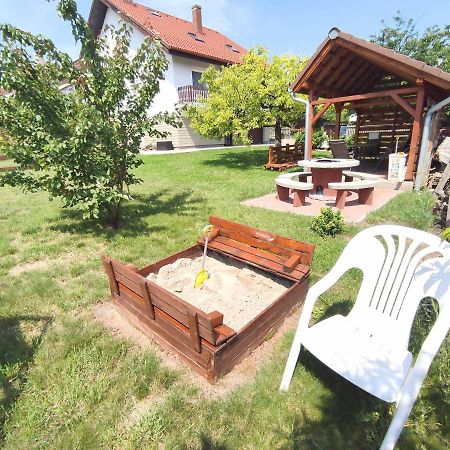 Balaton Apartman 保洛兹瑙克 外观 照片