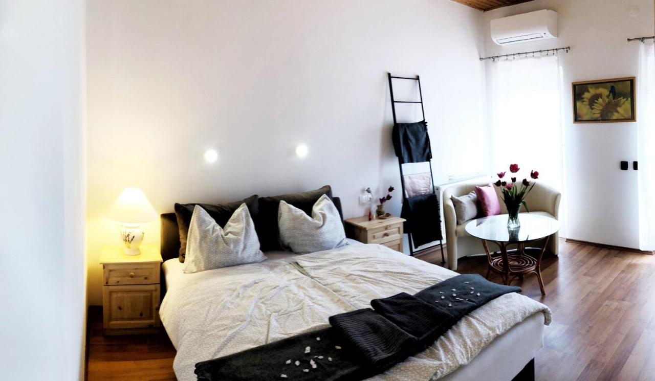 Balaton Apartman 保洛兹瑙克 外观 照片