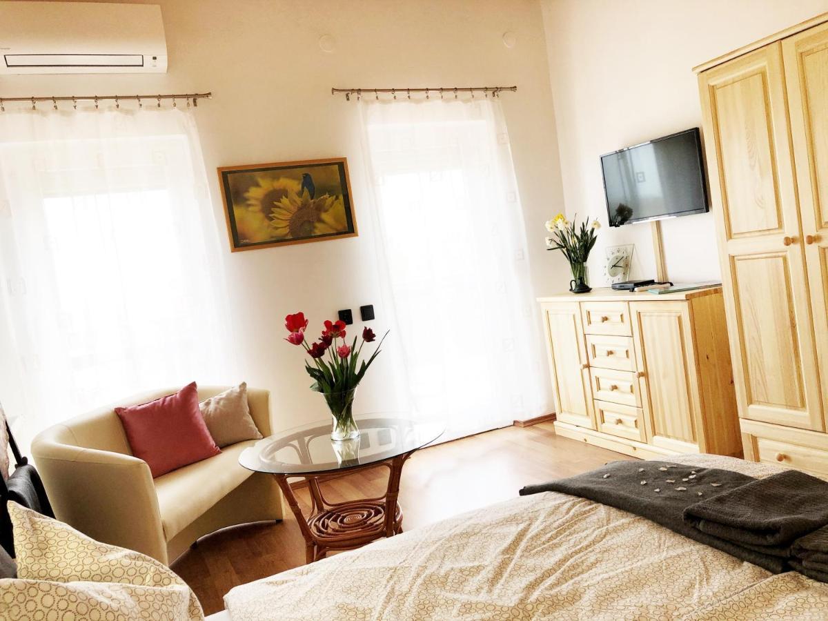 Balaton Apartman 保洛兹瑙克 外观 照片