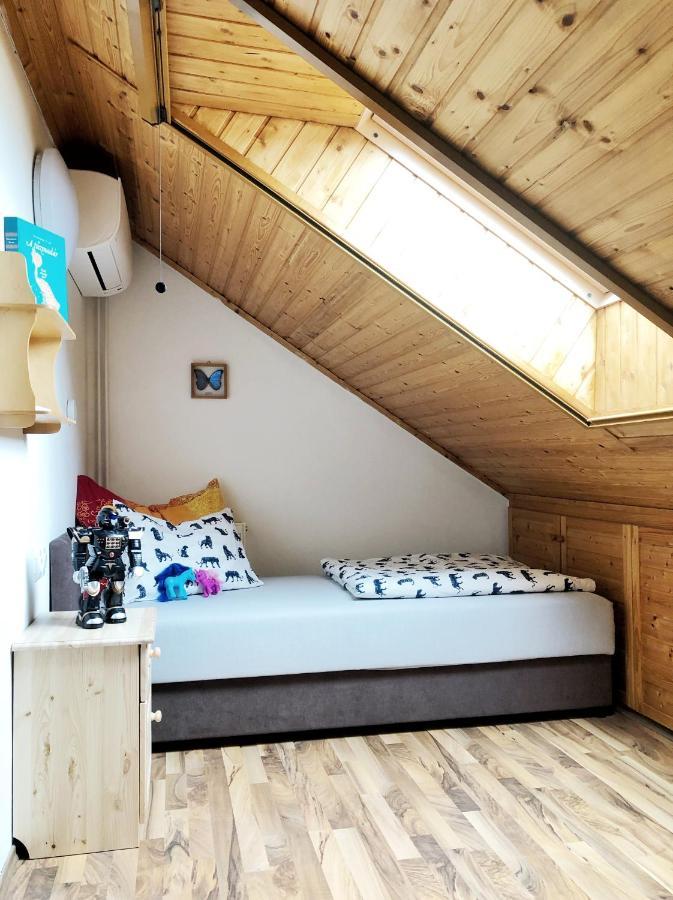Balaton Apartman 保洛兹瑙克 外观 照片